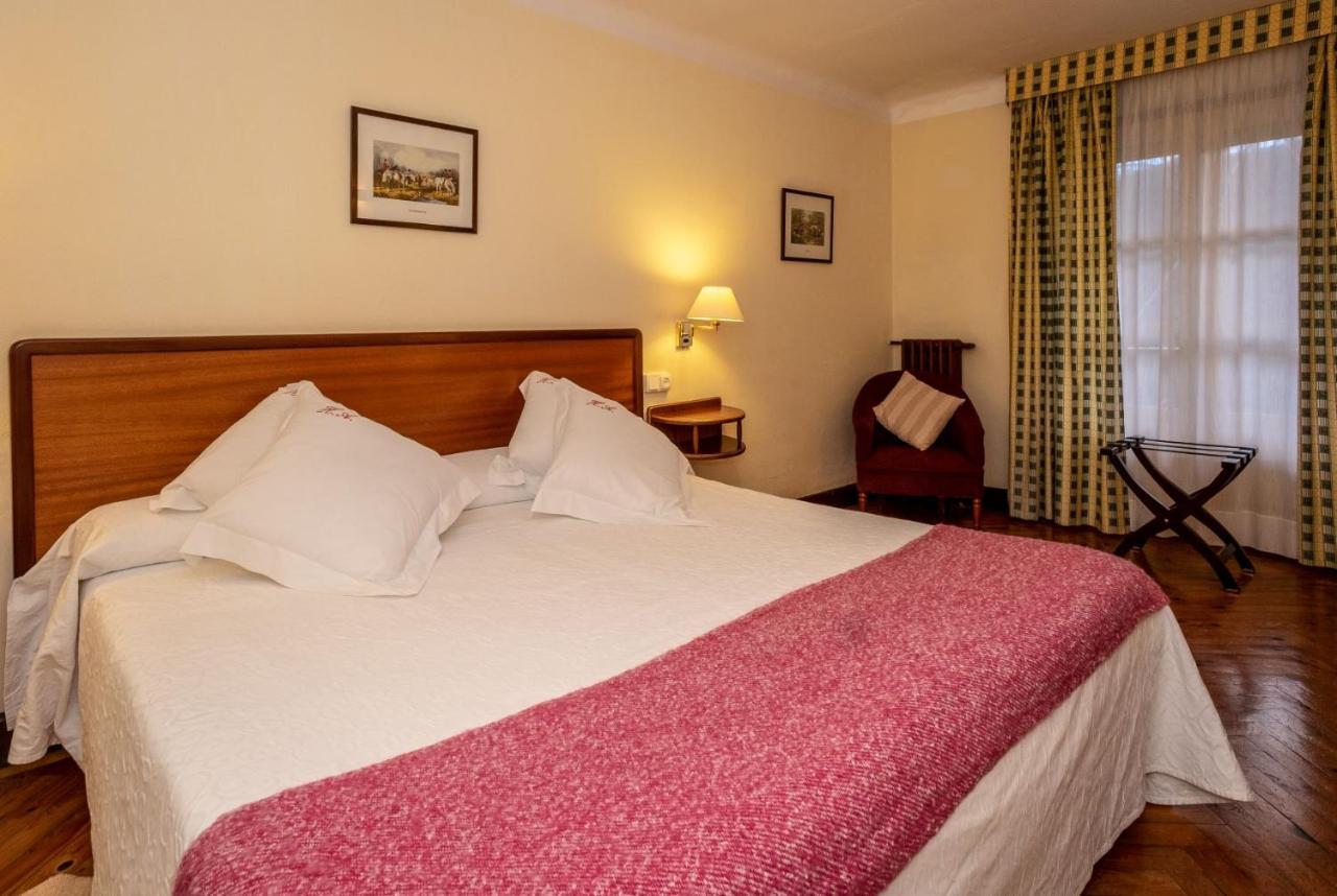 Hotel Adsera La Molina  Luaran gambar